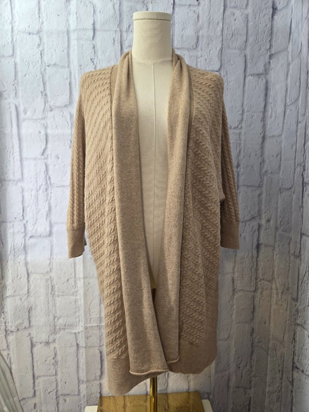 Lilly Pulitzer Once Size Tan Lambswool Blend Dolman Sleeve Knit Open Cardigan